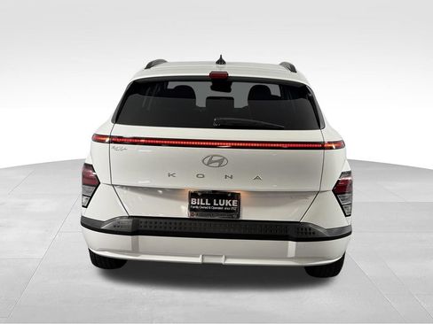 Used 2024 Hyundai Kona SEL FWD image 8