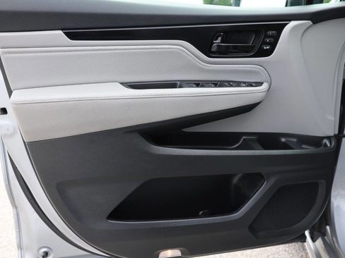 Used 2022 Honda Odyssey Touring image 12