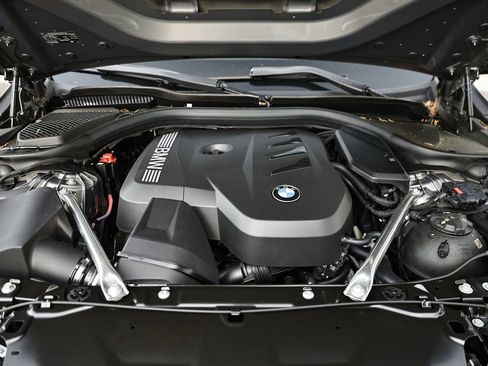 New 2026 BMW 530i w/ Executive Package RWD image 32