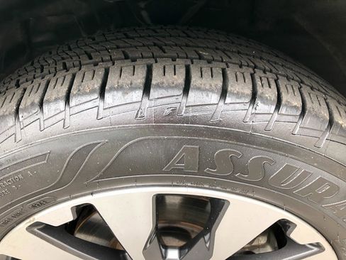 Used 2016 Subaru Outback 2.5i Limited AWD/4WD image 16