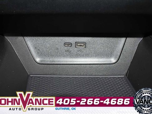 Used 2025 Chevrolet Equinox RS image 37