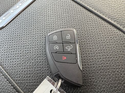 Used 2025 GMC Sierra 2500 Denali w/ Denali Reserve Package image 27