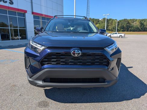 New 2025 Toyota RAV4 XLE image 8