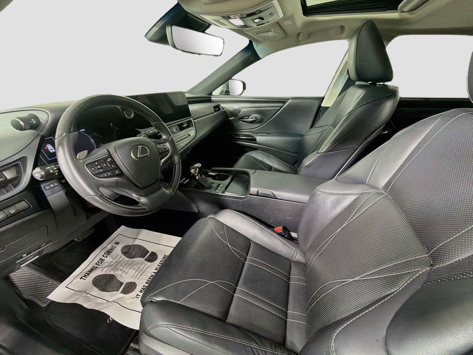 Used 2023 Lexus ES 300h Ultra Luxury w/ Accessory Package (Z2) FWD image 22