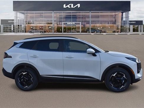 New 2026 Kia Sportage EX w/ EX Panoramic Sunroof Package image 2
