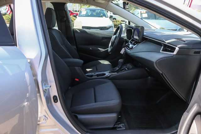 Used 2025 Toyota Corolla LE FWD image 20
