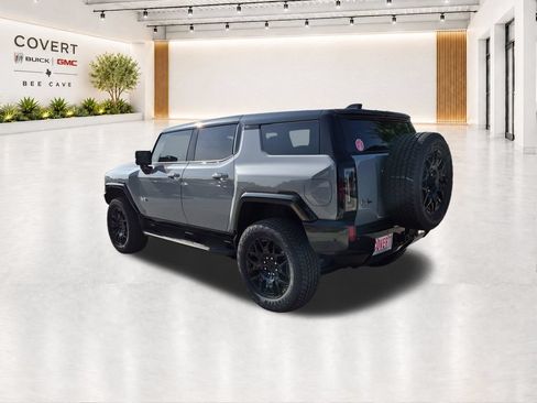 New 2026 GMC Hummer EV SUV AWD/4WD image 8