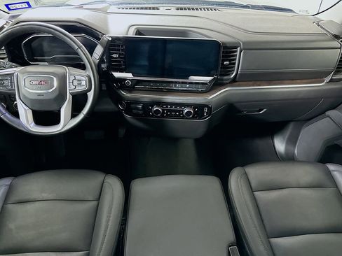 Used 2025 GMC Sierra 1500 SLT RWD image 18