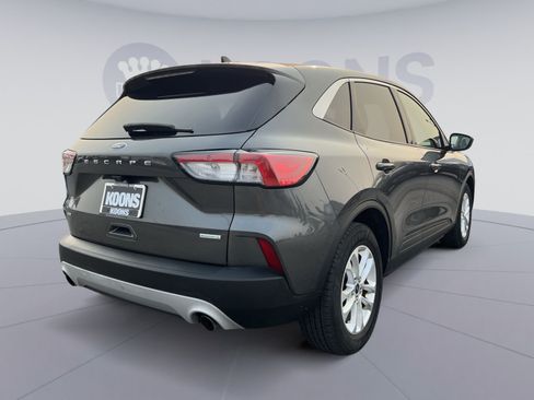 Used 2020 Ford Escape SE FWD image 7
