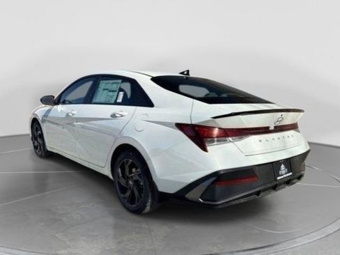 New 2026 Hyundai Elantra Sport FWD image 4