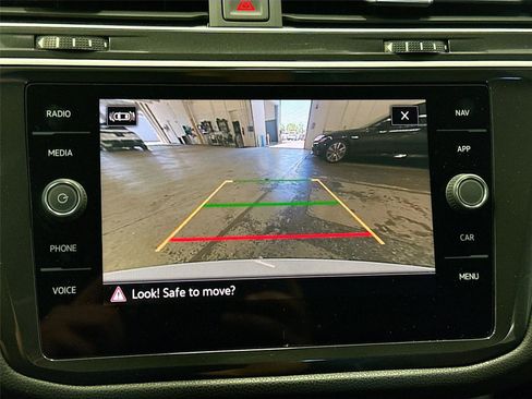 Used 2024 Volkswagen Tiguan SEL R-Line AWD/4WD image 14