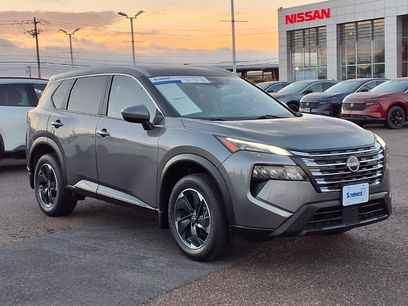Used 2024 Nissan Rogue SV w/ SV Premium Package
