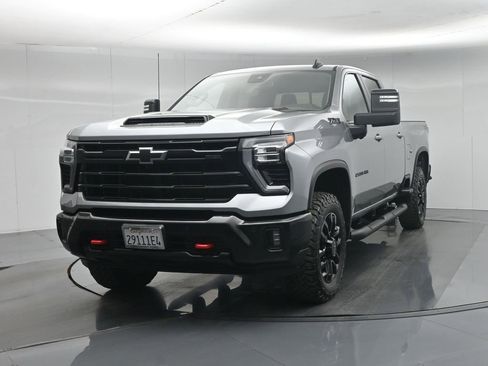 Used 2025 Chevrolet Silverado 2500 LT w/ Trail Boss Package AWD/4WD image 56