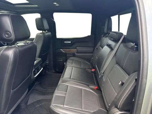 Used 2021 Chevrolet Silverado 1500 High Country w/ Technology Package AWD/4WD image 31