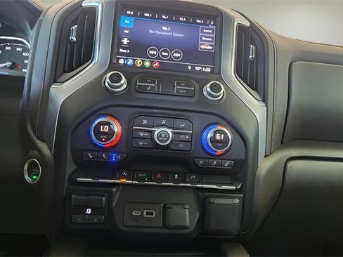 Used 2019 GMC Sierra 1500 SLT w/ SLT Premium Package image 28