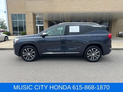 Used 2019 GMC Terrain Denali w/ Driver Alert Package II AWD/4WD image 1