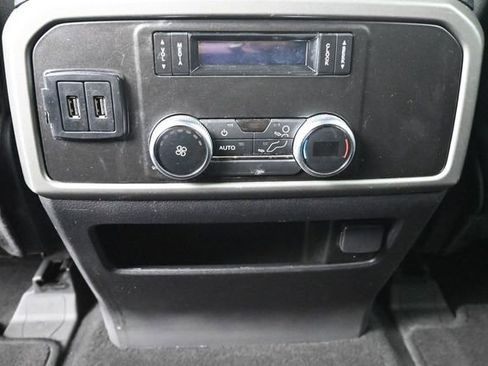 Used 2020 Ford Expedition XLT AWD/4WD image 29