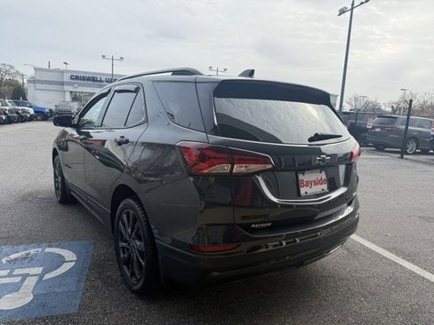 Used 2022 Chevrolet Equinox RS w/ LPO, Floor Liner Package image 17
