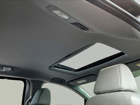 Used 2023 Honda Odyssey EX-L image 28