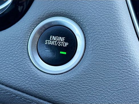 Used 2022 Cadillac XT5 Premium Luxury image 35