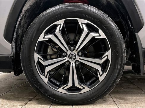 Certified 2022 Toyota RAV4 XSE image 7