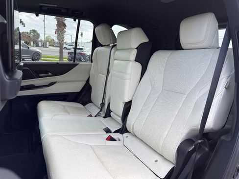 Used 2023 Lexus LX 600 4WD w/ Accessory Package (Z1) image 12