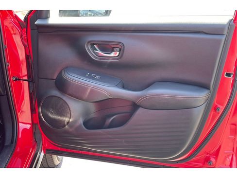 Used 2025 Honda HR-V Sport image 20