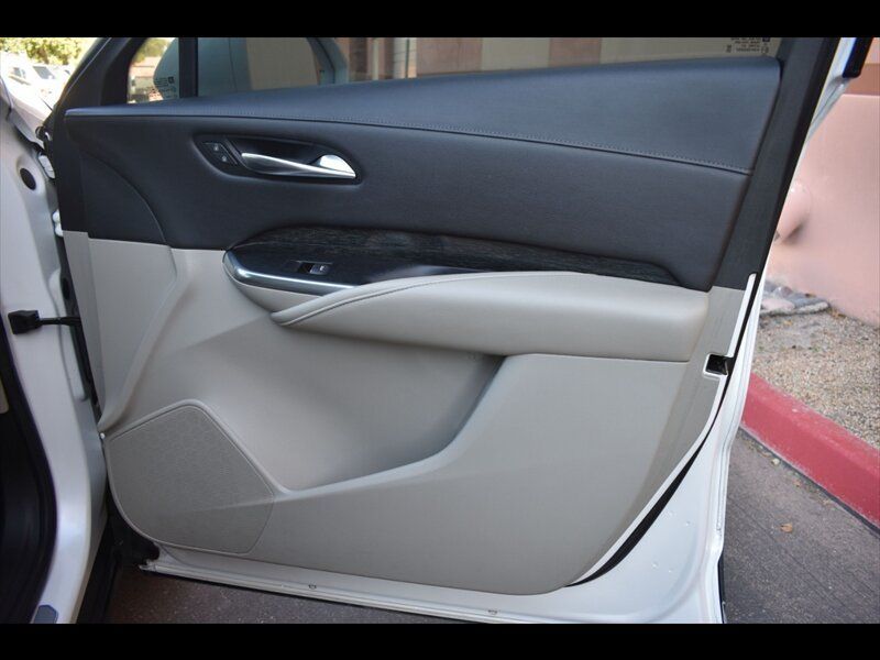 Used 2020 Cadillac XT4 Premium Luxury FWD image 34