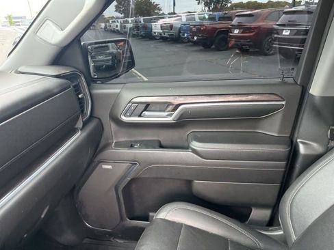 Used 2022 Chevrolet Silverado 1500 LTZ AWD/4WD image 28