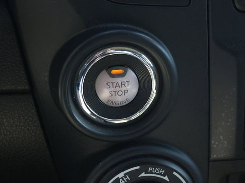 Used 2024 Nissan Titan SV w/ SV Utility Package image 30