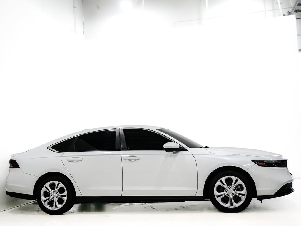 Used 2024 Honda Accord LX image 4