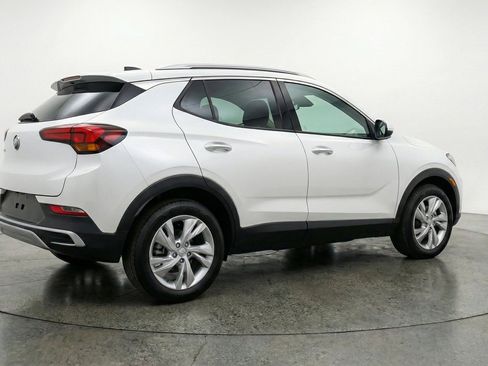 Used 2025 Buick Encore GX Preferred AWD/4WD image 9