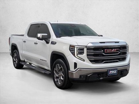 Used 2023 GMC Sierra 1500 SLT image 3