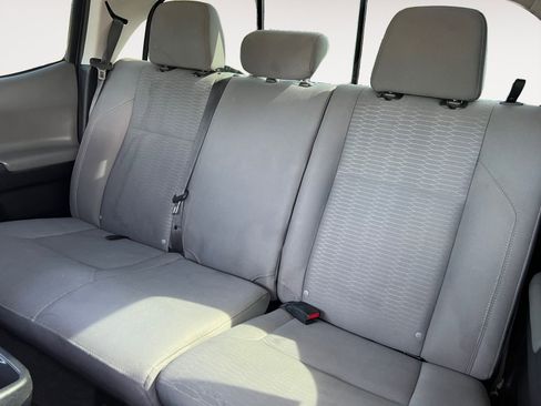 Used 2019 Toyota Tacoma SR5 image 13