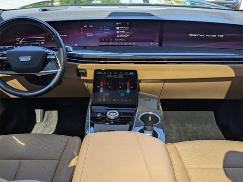 Used 2025 Cadillac Escalade IQ Sport 2 image 6