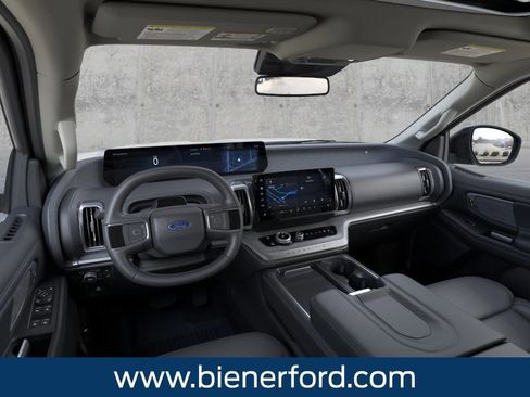New 2026 Ford Expedition Platinum w/ Driver's Package AWD/4WD image 11