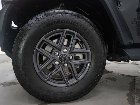 Used 2024 Jeep Wrangler Sport S image 30