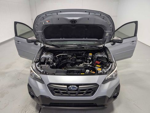 Used 2021 Subaru Crosstrek 2.5i Sport w/ Moonroof Package image 14