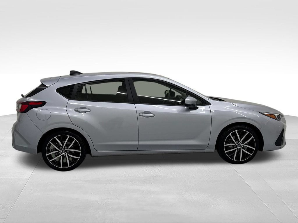 Certified 2024 Subaru Impreza 2.0i Sport AWD/4WD image 9