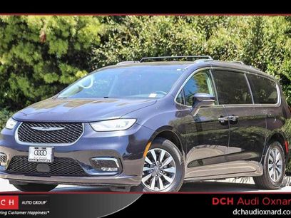 Used 2021 Chrysler Pacifica Touring-L