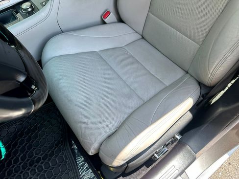 Used 2017 Lexus LS 460 image 25