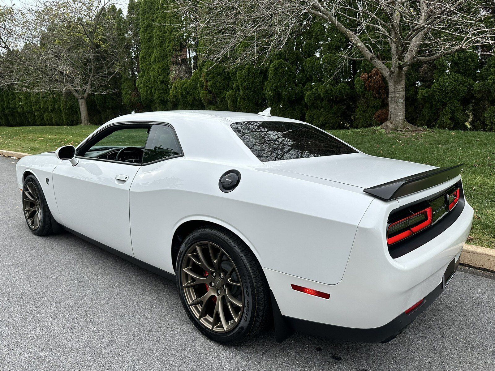 Used 2015 Dodge Challenger SRT Hellcat RWD image 48