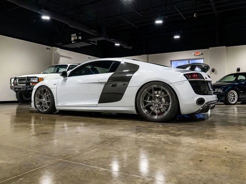 Used 2012 Audi R8 V10 image 6