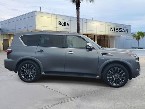 Used 2022 Nissan Armada Platinum RWD image 6