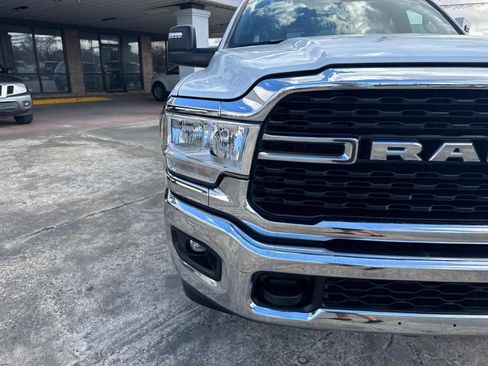 Used 2024 RAM 3500 Big Horn image 15