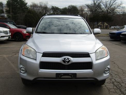 Used 2009 Toyota RAV4 Limited image 3