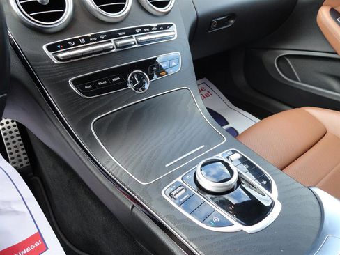 Used 2020 Mercedes-Benz C 300 4MATIC Coupe image 17