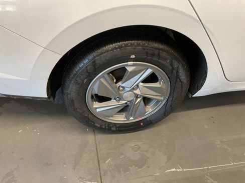 New 2026 Hyundai Elantra SE w/ Cargo Package FWD image 17