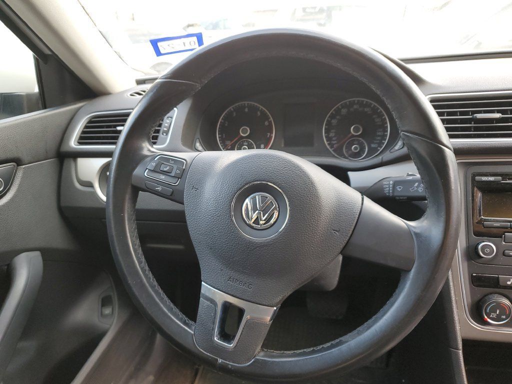 Used 2015 Volkswagen Passat 1.8T Wolfsburg Edition FWD image 14