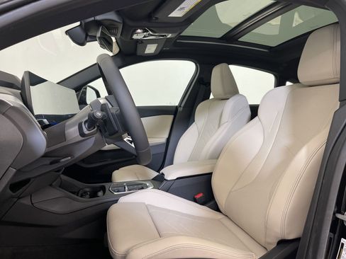 Used 2025 BMW 228i xDrive w/ Premium Package image 5